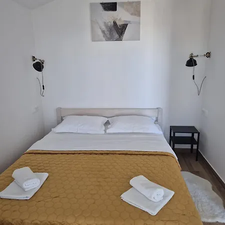 Lumi Privlaka (Zadar)